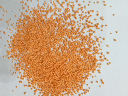 Le GV a adapté la poudre aux besoins du client détersive faisant les taches oranges