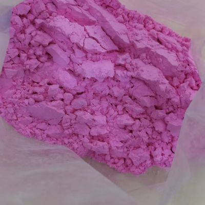 La poudre de colorant rose: une nouvelle magie pour le linge