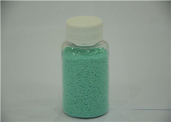 La couleur verte tachette les taches détersives de sulfate de sodium de taches